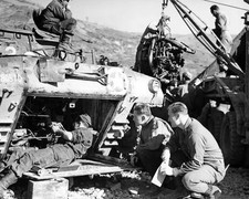 M18 of the 805th Tank Destroyer Battalion World War II WWII WW2 8x10 Photo 952c picture