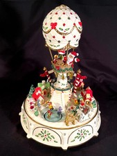 Lenox 2004 Holiday Balloon Ride Music Box Carousel Centerpiece Santa Works/Plays picture