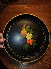 Vtg Set Of 2 Round Tole Handpainted Trays/ Wall decor picture