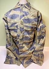 Vintage Original Vietnam US Military Tiger Stripe Jacket (John Wayne) Size Small picture