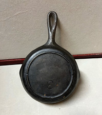 vintage Lodge No. 3 cast iron skillet picture