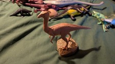 Invicta Plastics Stenonychosaurus Vintage Dinosaur Toy Natural History Museum picture