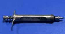 Vintage nickel plated metal syringe 2.5 ml set screw for dosing glass windows  picture