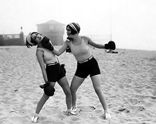 Joan Crawford Dorothy Sebastian punching in boxing match onbeach 11x14 Photo picture