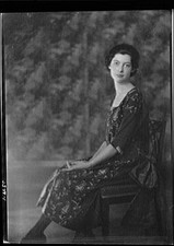 Photo:Chase,Miss,portrait photographs,women,Arnold Genthe,1920 picture