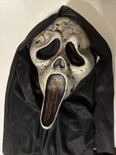 Ghost Face Mask Signed By Roger L Jackson Voice Of Ghost Face  picture