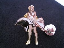 Pin's Folies ** Rare Enamel pin Badge Cinema Movie Marilyn Monroe  picture