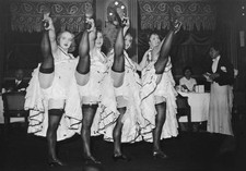 French cancan dancers Henrys restaurant Paris France February 1935 Old Photo 1 picture