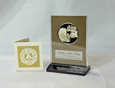 1981 Franklin Mint Sterling Silver Proof PEACE Holiday Medal picture