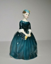 Royal Doulton Porcelain Figurine Cherie.HN 2341.Excellent gift picture