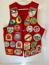 Vintage Boys Scouts BSA Red Felt Vest w/25 Patches, 1980's NH picture