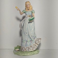 Lenox The Pearl Princess Fine Porcelain Figurine 818337 Gold Accents 9 inch picture
