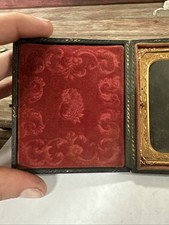 Antique Civil War Union Soldier With Rifle Tin Type Photograph In A Union Frame picture