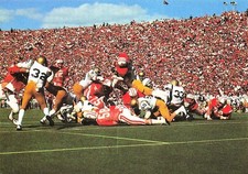University of Wisconsin Football Badgers UCLA Game 6x4 Postcard H23 picture
