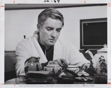 Fahrenheit 451 Movie London Oskar Werner 1966 - Original Press Photo picture