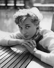 SYLVIA SYMS PRINTS AND POSTERS 105695 picture
