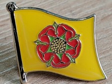 ** LANCASHIRE ** County Metal Lapel Pin Badge *NEW* MIX & MATCH BUY 3 GET 2 FREE picture