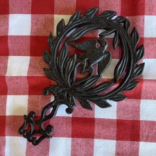 Vintage Robert Emig Cast Iron Trivet T-13 Eagle Heart Laurel Wreath Americana 4 picture