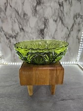 1970's Anchor Hocking Avocado Green Glass Starburst Scalloped Edged Serving Bowl picture