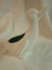 Vintage White Duck Planter Royal Haeger Pottery USA head up & wings spread HTF picture