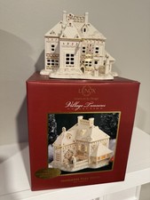 Lenox Village Treasures Collection Mistletoe Park Series Pet Shoppe Retired picture