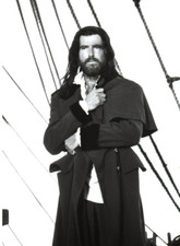 Pierce Brosnan Robinson Crusoe 8x10 Press Photo picture