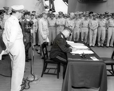USS Missouri Japan Signs Its Surrender WWII 8x10 Photo Print HT4136498 picture