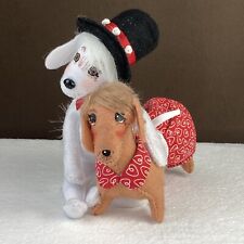Annalee 2022 Valentine Puppy Love Dog Top Hat Dachshund Cute Felt Doll READ picture