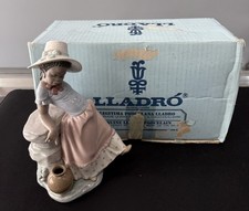Lladro Spanish Porcelain 5158 A Step In Time Black Legacy collection figurine picture