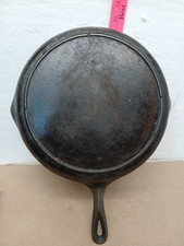 vintage Lodge No. 10 cast-iron skillet,  12 inches across picture