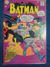 Batman #197 Poison Ivy Catwoman Batgirl Cover DC Comics 1967 Silver Age  picture