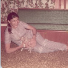 c1970s Barefoot Woman Chihuahua Dog Pet Reclining Snapshot Photo Shag Rug 4