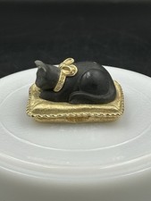Vtg Estée Lauder black cat with crystal collar solid “Beautiful” perfume compact picture