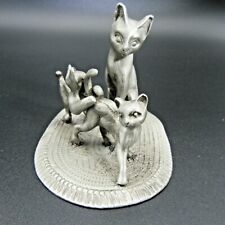 RAWELOFFE pewter mother CAT w/ playful KITTENS on braided rug 1980  picture