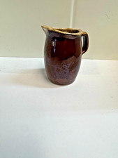 HULL BROWN DRIP PITCHER 9-1/8