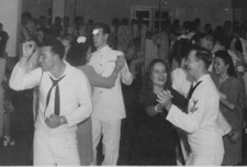 4D Photograph *Wrinkled White Spot Damage* Group Navy Sailors Dancing Dancefloor picture