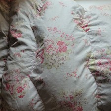 Sweet Vintage  Eiderdown Feather Quilt   Flower Bunches on Cream 45 x 62 inch  picture