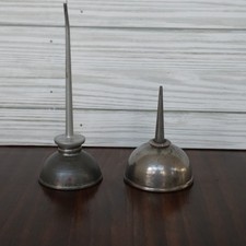 2 NICE OLD VINTAGE SEWING MACHINE OIL CAN OILER SINGER & UNMARKED picture