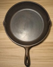 Vintage Lodge 3 Notch Cast Iron Skillet No 9 SK D Markings 11 Inch Made in USA picture