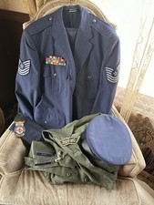 Vintage NAMED USAF MASTER SERGEANT E-7 COOPER UNIFORM GROUP DRESS UTILITY CAPS picture