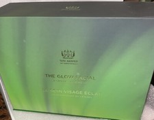Tata Harper The Glow Facial kit. NEW IN GIFT BOX picture
