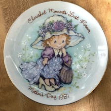 Avon Mothers Day 1981 Collector Plate - Cherished Moments - Vintage picture