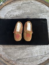 Antique Native American Beaded Leather Child’s Moccasins Floral Design picture