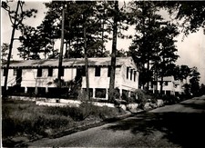 LD379 1972 Original Photo EMPTY BARRACKS @ FT BENNING U.S. ARMY TROOP REDUCTION picture