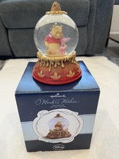 New Open Box Hallmark Wonders Within Disney Winnie the Pooh & Piglet Snow Globe picture