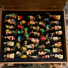 Vintage Thomas Pacconi Classic 2003 Collection Glass Santa Ornaments Wooden Box picture