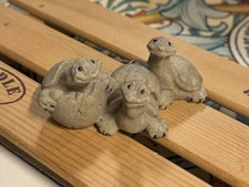 Vintage 2000 Quarry Critters Turtle Friends Hatching Figurine Trinket Decor picture