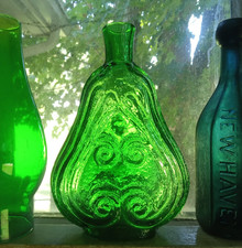 PRETTY GREEN SCROLL FLASK PINT NICE CLEVENGER BROS NJ HAND BLOWN REPRODUCTION picture