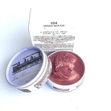 New and unused Les Merveilleuses La Duree Limited Mixed Rouge 104 (Lame picture