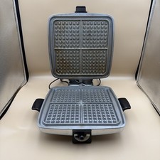 1961 VTG Sunbeam Model CG Waffle Maker Chrome Shiny With 2 Plates Tested Working picture